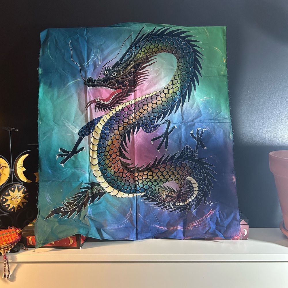 Priyo Indonesian Batik Dragon Wall Hanging Rainbow Fabric Art Panel 28 X 34.5